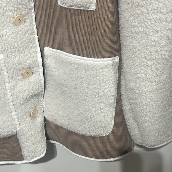 Little Mountain Vancouver Cordova Sherpa jacket in ivory - size large - Picture 7 of 9